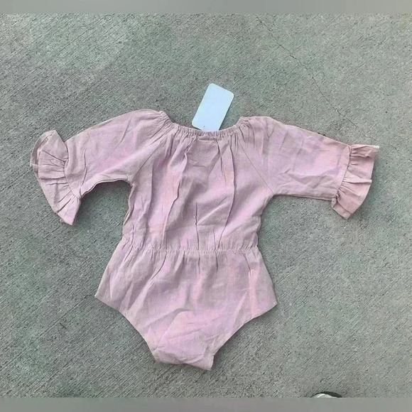 Pink baby bow romper - Picture 4 of 7